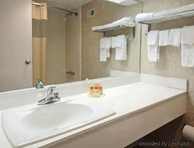 Days Inn By Wyndham Athens Eksteriør billede