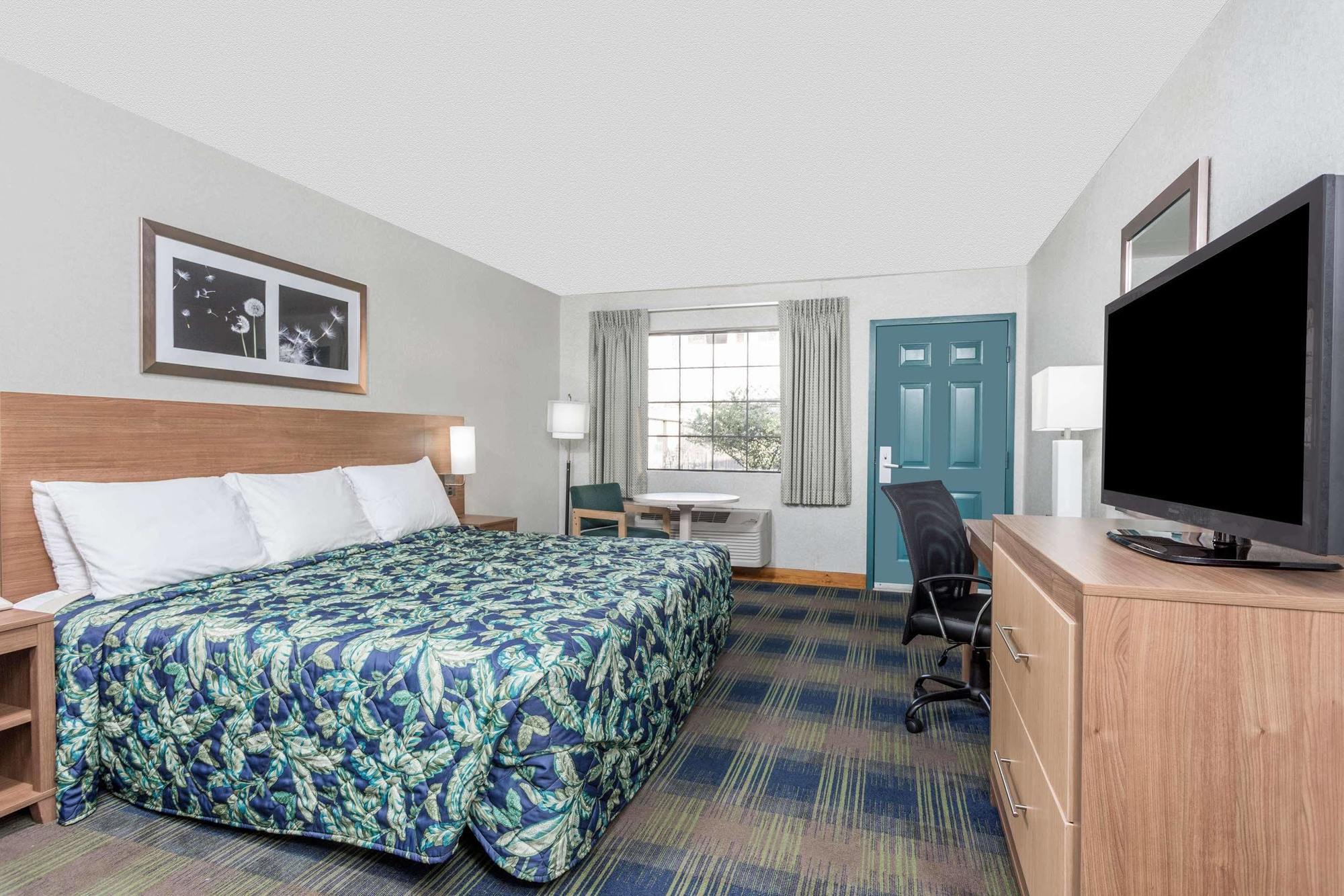 Days Inn By Wyndham Athens Eksteriør billede